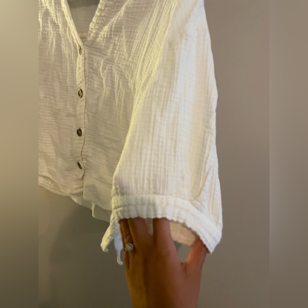 Sanctuary White Linen Like Button Cropped Blouse - Picture 3 of 4